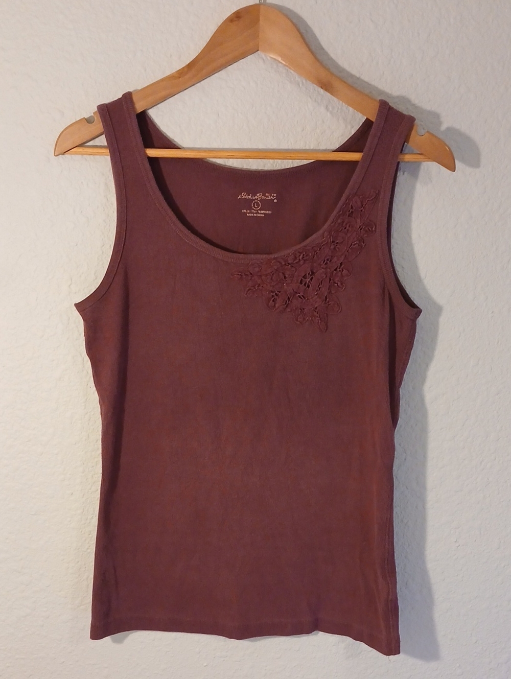 Women’s Scoop Neck Tank Top - Plum